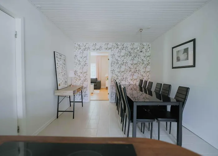 In Hindemaes Historic Managers House Feriegård Ullerslev